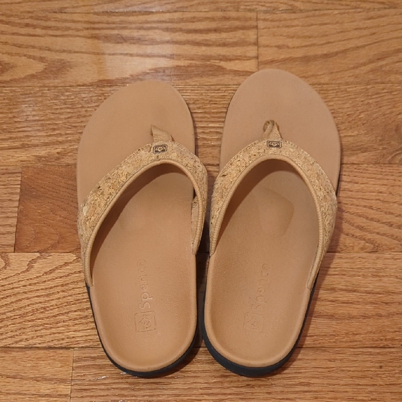 Women's Spenco Yumi Tan Cork Flip-Flop Thong Sandals - Picture 4 of 7